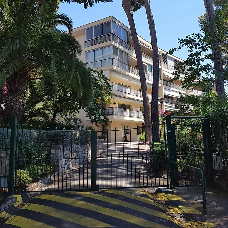 Les Pins D'alep Apartment Le Cannet